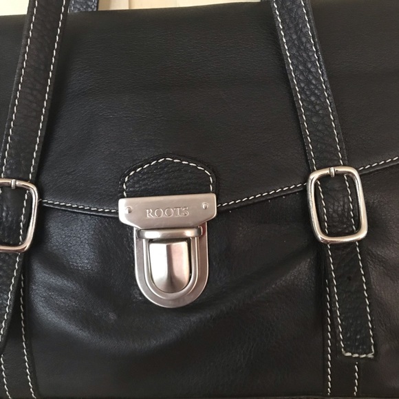 Roots Black Leather Handbag - Picture 4 of 11